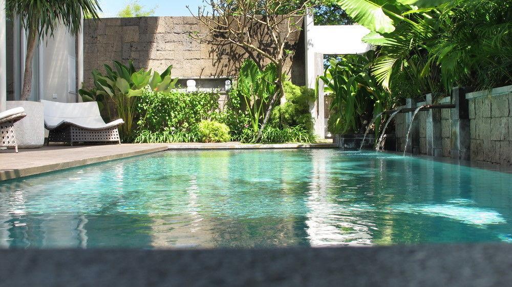 Hu'U Villas Seminyak  Exterior photo