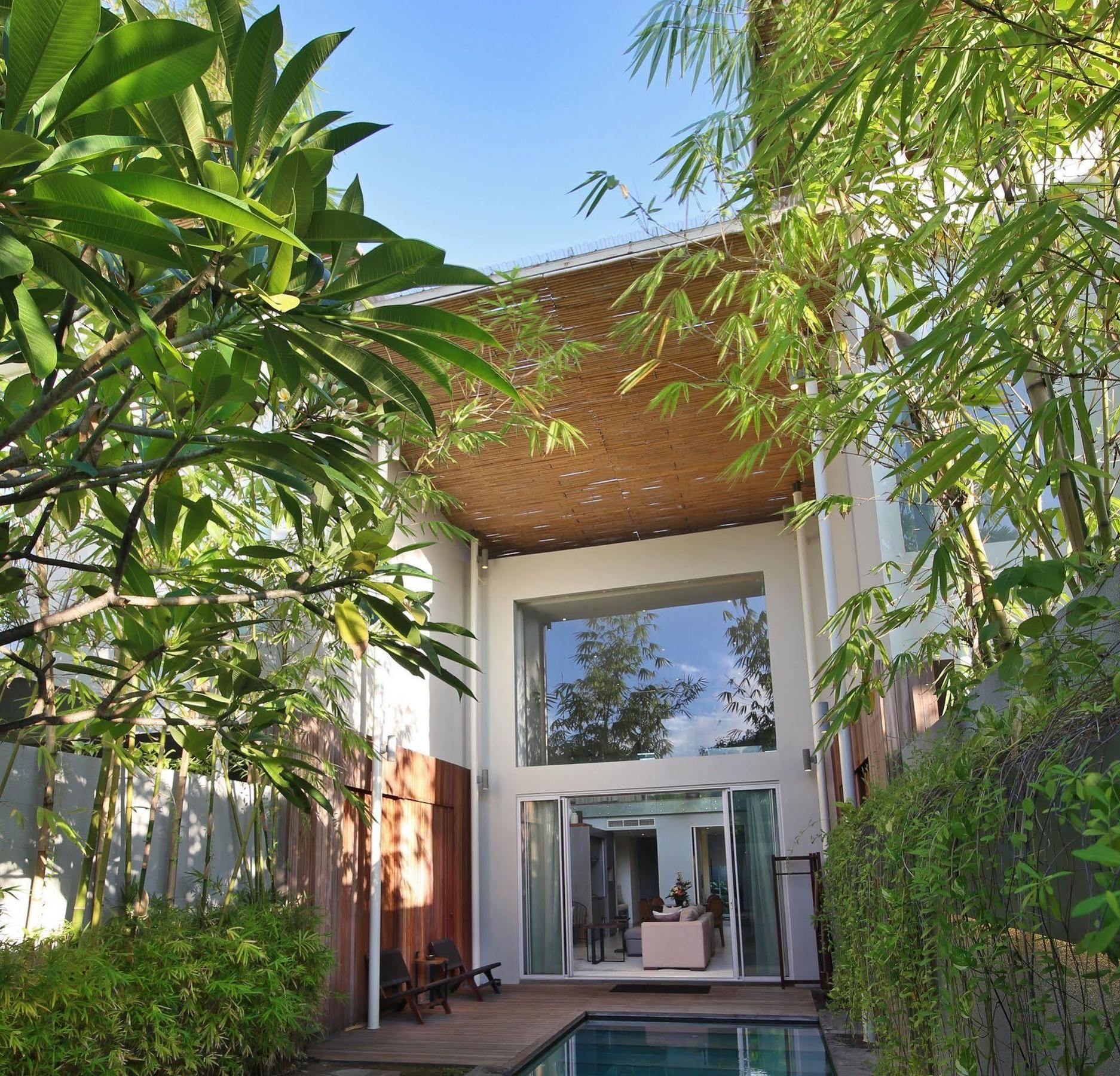 Hu'U Villas Seminyak  Exterior photo